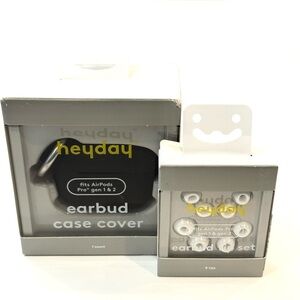 Heyday Earbud Case and Earbud Tip Set